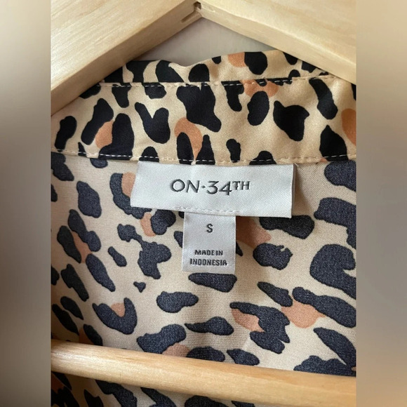 Macys On 34th Satin Leopard Print Collared Shirt Dress - Picture 10 of 10